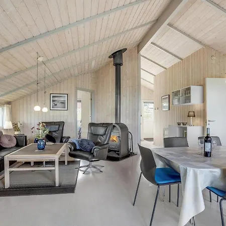 Cozy Home In Sjolund With Sauna *